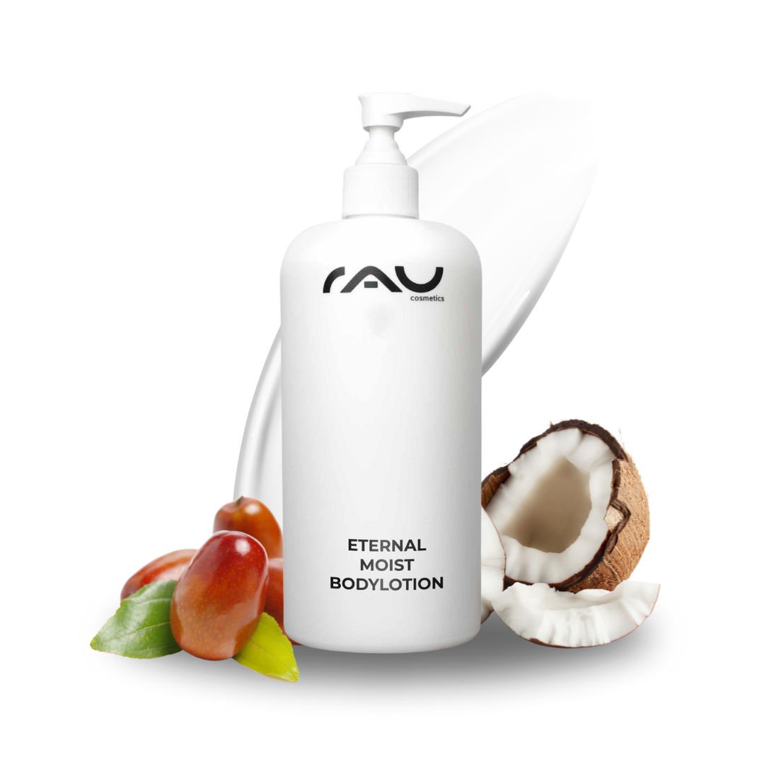 RAU Eternal Moist 潤膚露 500 ml - 密集保濕,柔軟肌膚 RAU Eternal Moist Bodylotion 500 ml Flasche mit Logo, umgeben von Kokosnuss und Jojobanüssen, betont intensive Feuchtigkeitsversorgung für glatte Haut.