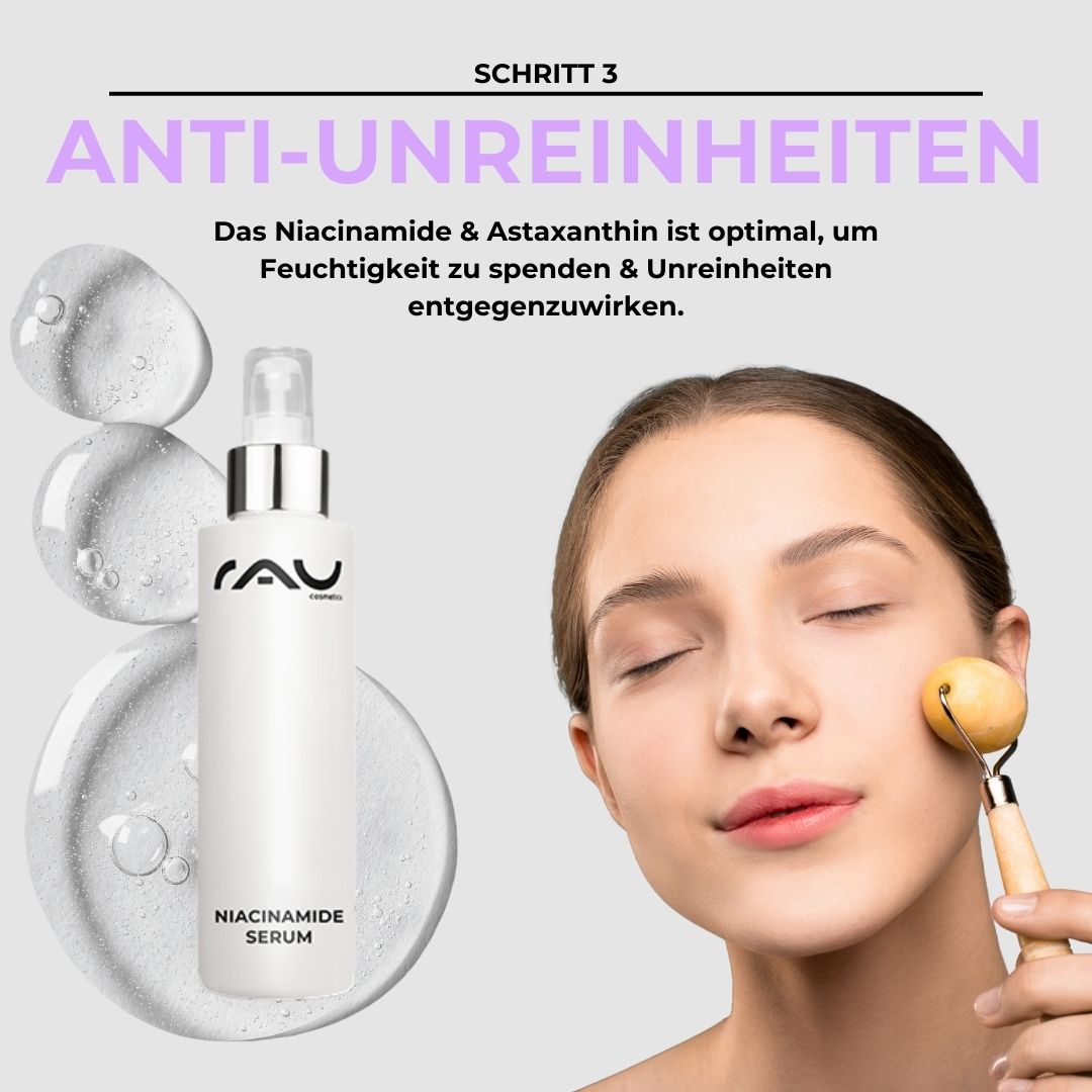 针对不洁干性皮肤的专业护理程序 Frau mit geschlossenen Augen, die Niacinamid-Serum von RAU Cosmetics auf ihr Gesicht aufträgt, um Feuchtigkeit zu spenden und Unreinheiten entgegenzuwirken, umgeben von Wassertröpfchen.